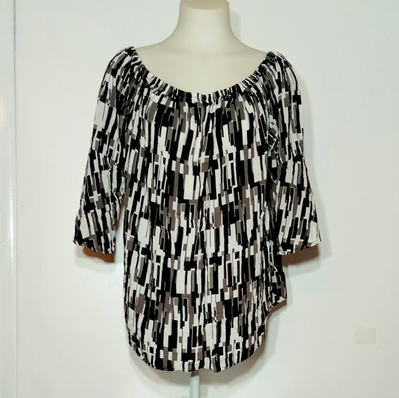 Cato Bell Sleeves Top Sz 22/24W - Picture 11 of 11